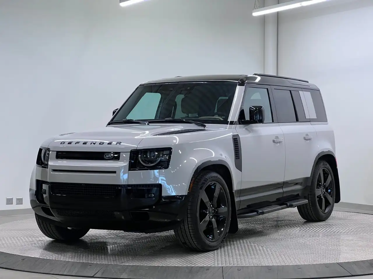 2026 Land Rover Defender