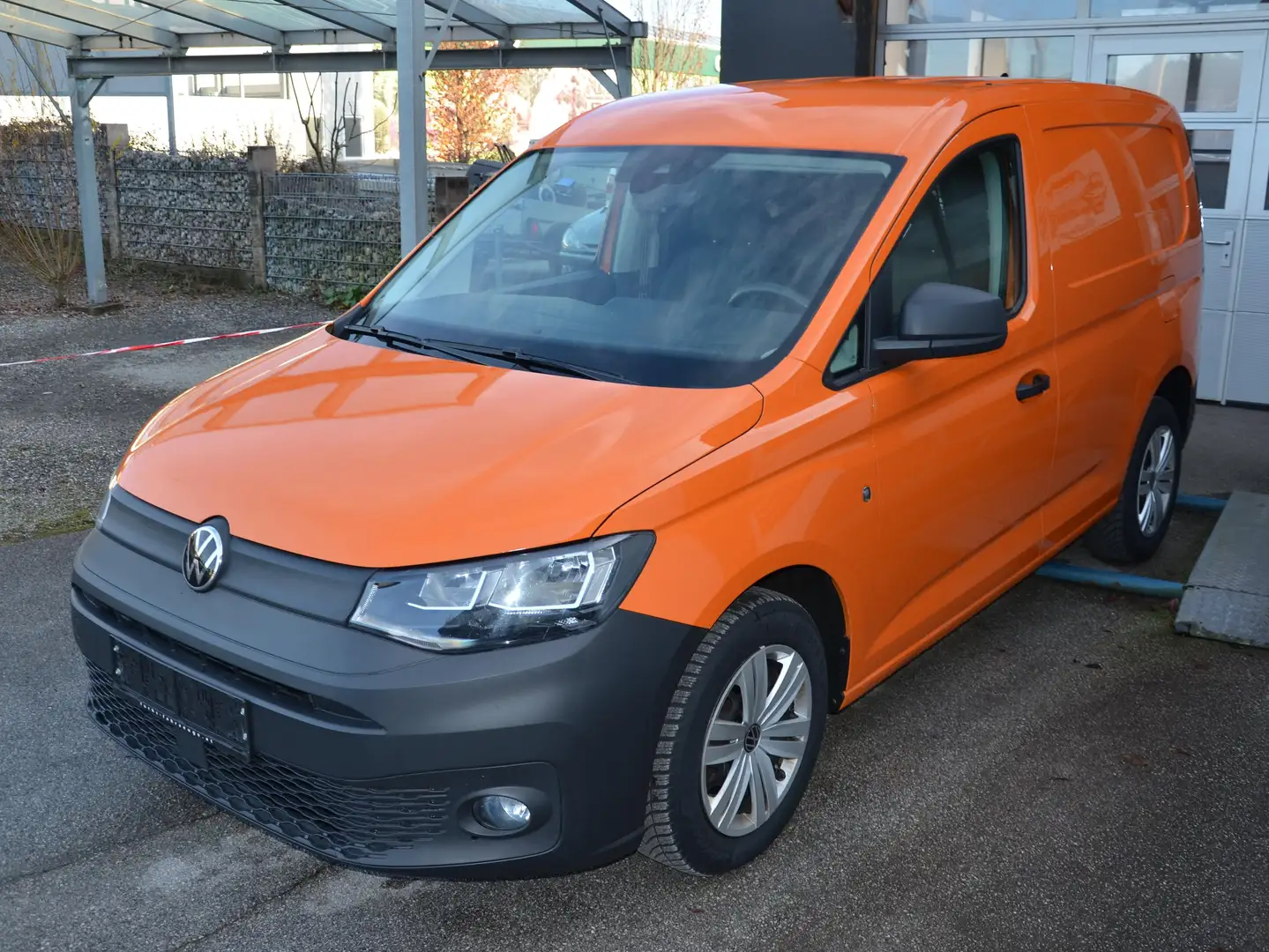 Volkswagen Caddy Cargo 2,0TDI "Anhängevorrichtung, Service neu" Orange - 2