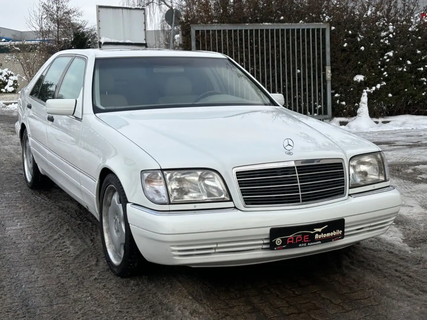 Mercedes-Benz S 420 W140 S 420 Long  V8 TÜV/NEU ROSTFREI Weiß - 1