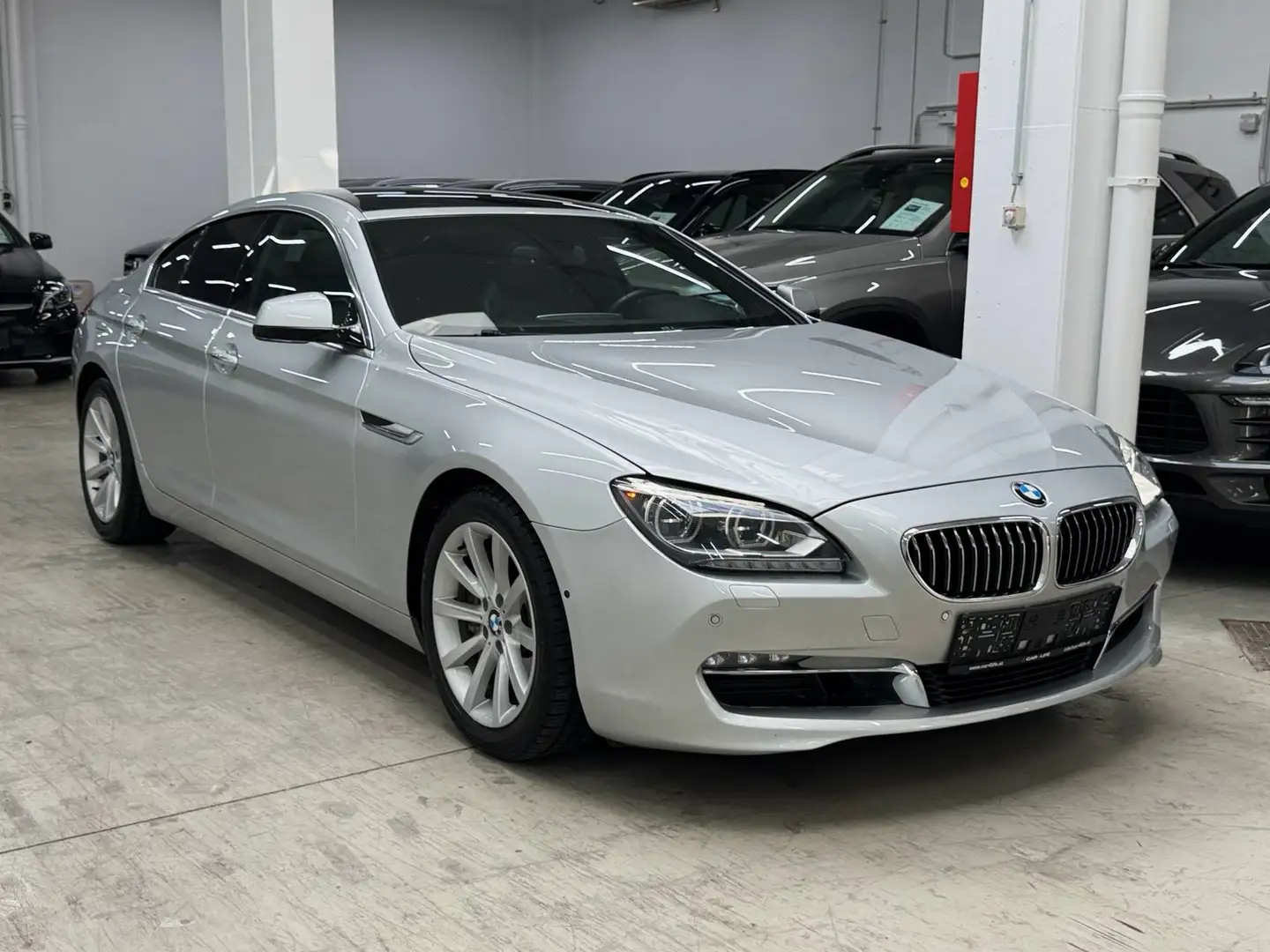 BMW 640 BMW 640d Gran Coupé Aut. | Vollausstattung | Soft-Close | Adaptive LED | Schiebedach Silber - 2