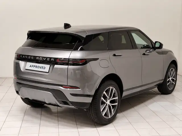Land Rover Range Rover Evoque view 2