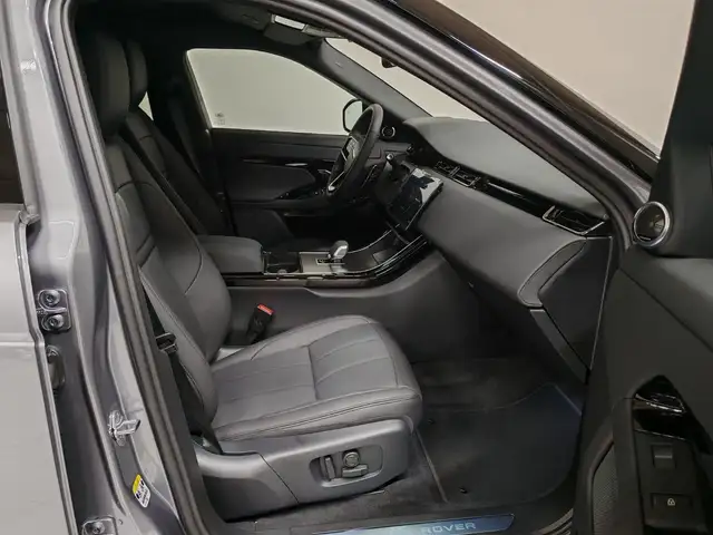 Land Rover Range Rover Evoque view 3