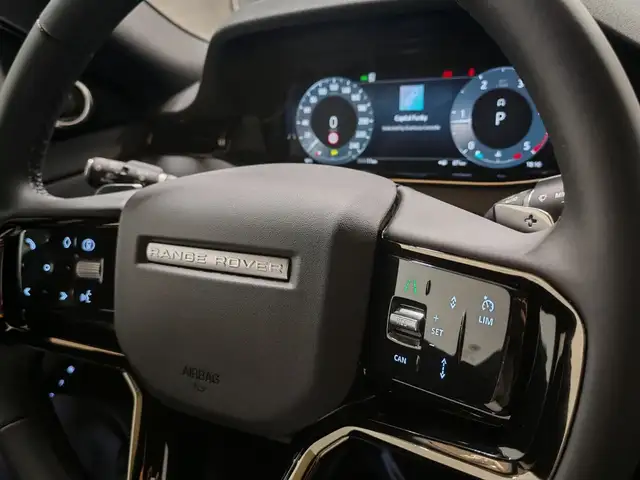 Land Rover Range Rover Evoque view 12