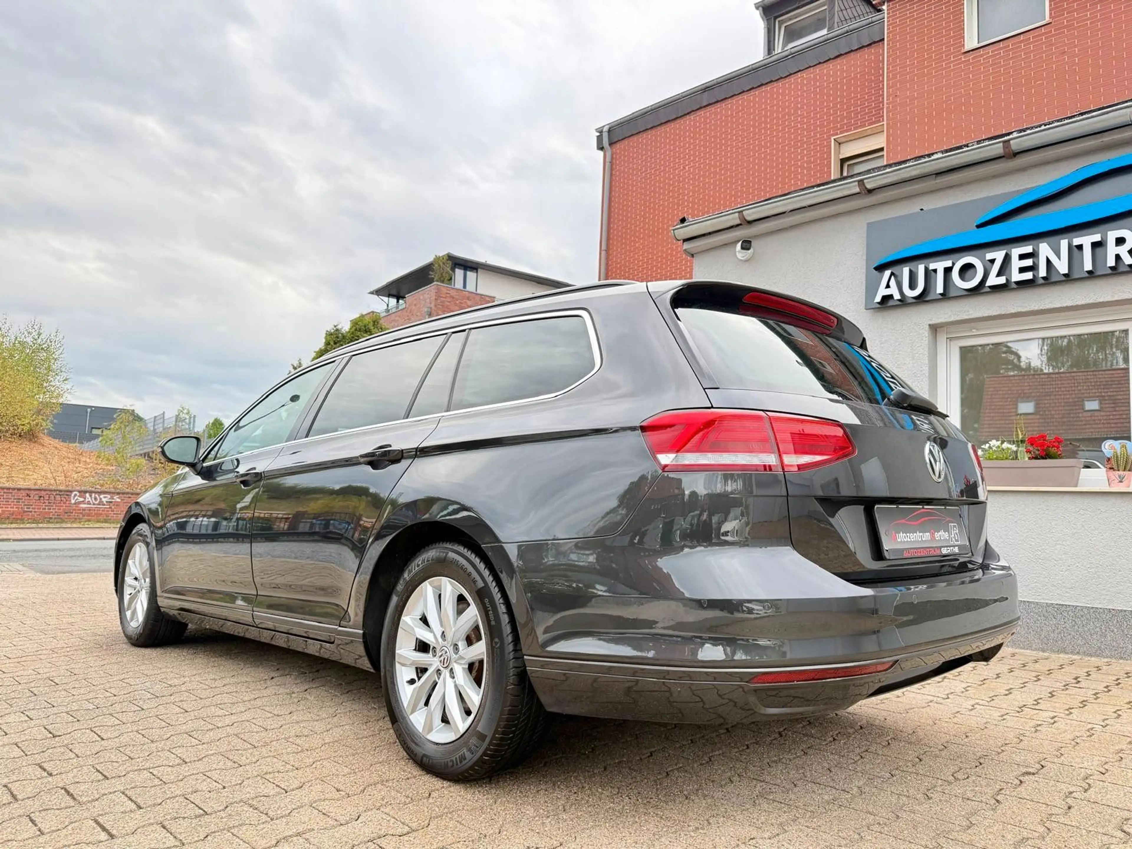 Volkswagen Passat Variant Comfortline BMT/Start-Stopp *LED* — photo 5