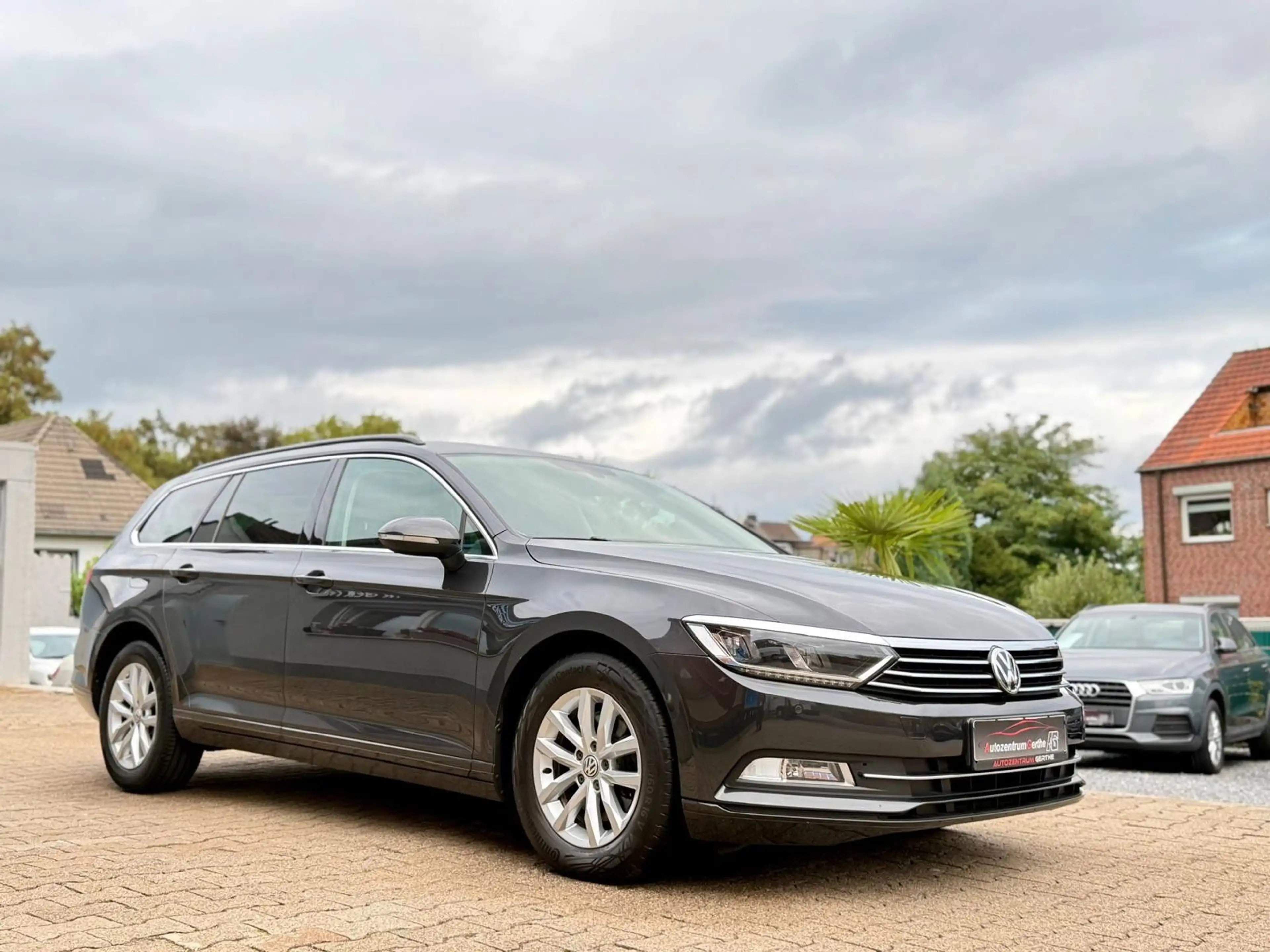 Volkswagen Passat Variant Comfortline BMT/Start-Stopp *LED* — photo 4