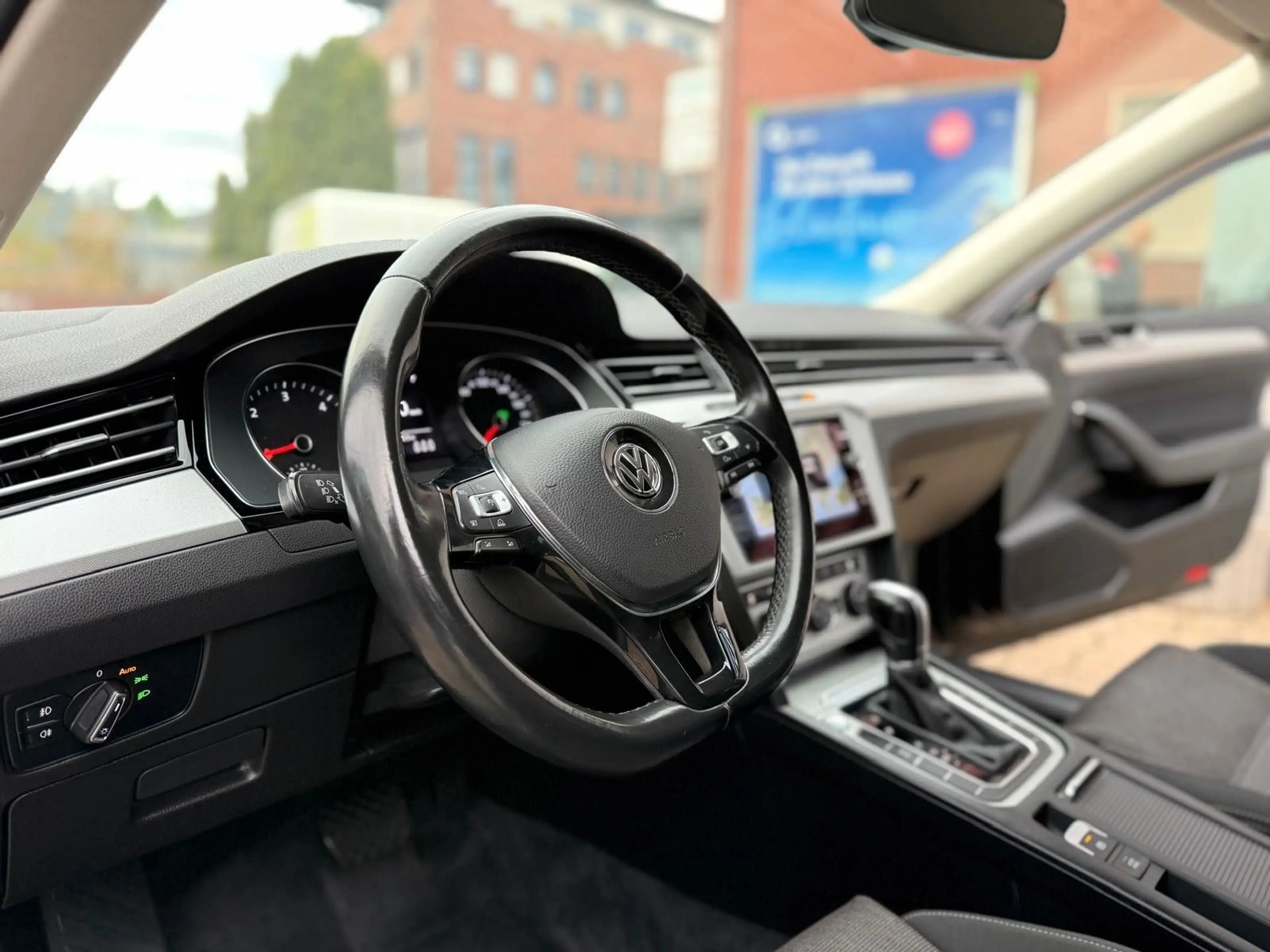 Volkswagen Passat Variant Comfortline BMT/Start-Stopp *LED* — photo 10