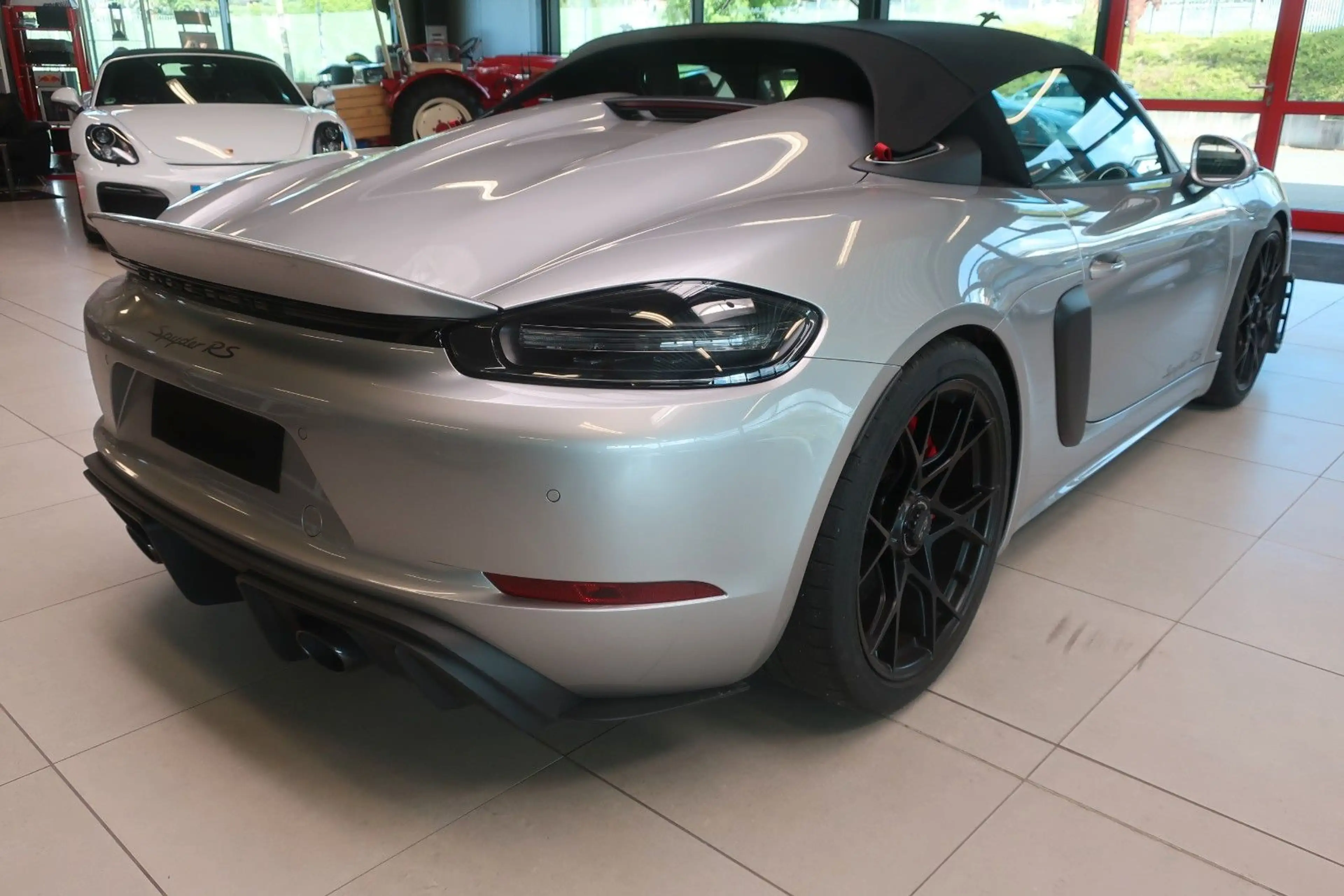 Porsche Boxster 718 Spyder RS — photo 9