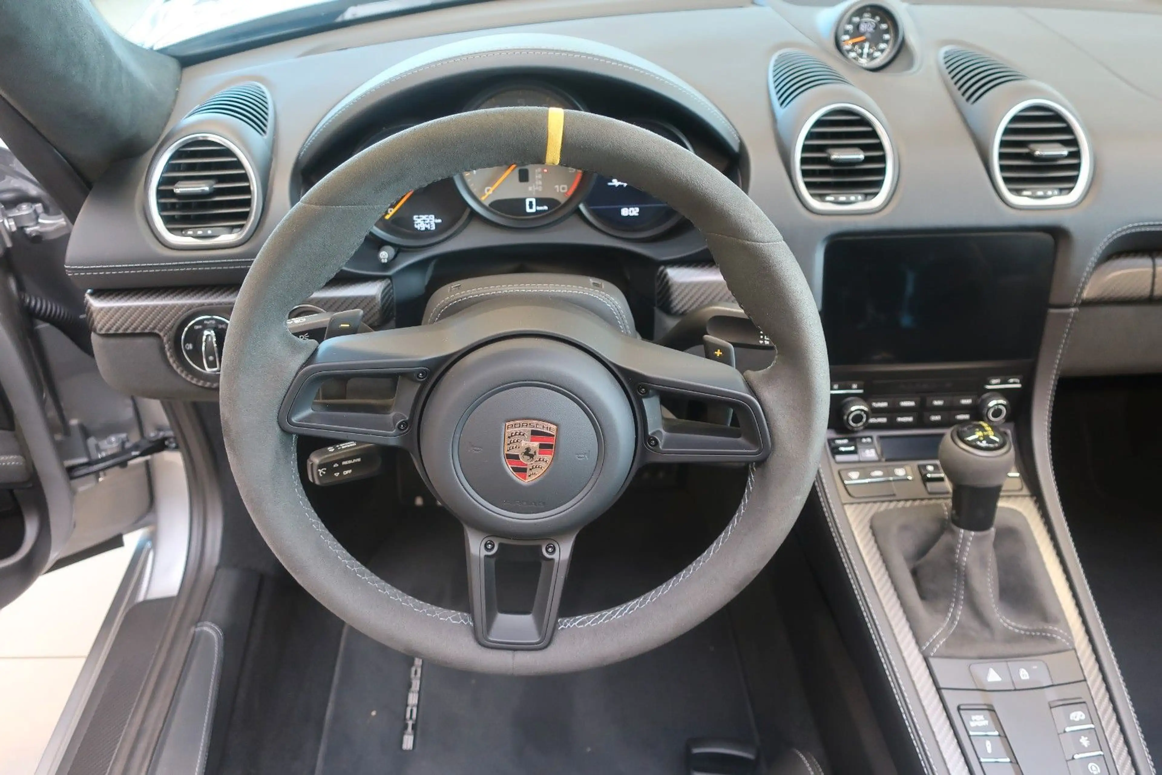 Porsche Boxster 718 Spyder RS — photo 2