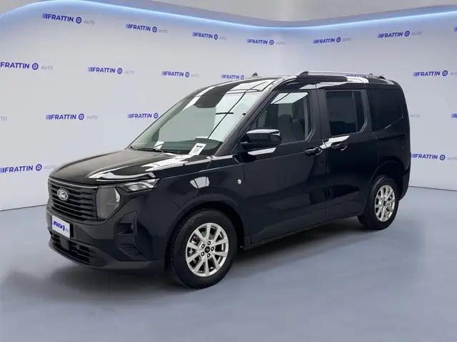Ford Tourneo Courier 1.0 EcoBoost Titanium
