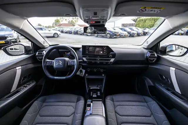 Citroen E-C4 view 22