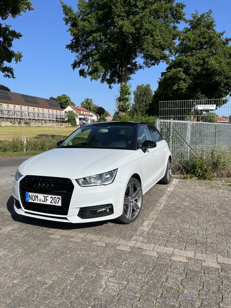 Audi A1 1.4 TFSI Sportback sport Weiß - 1