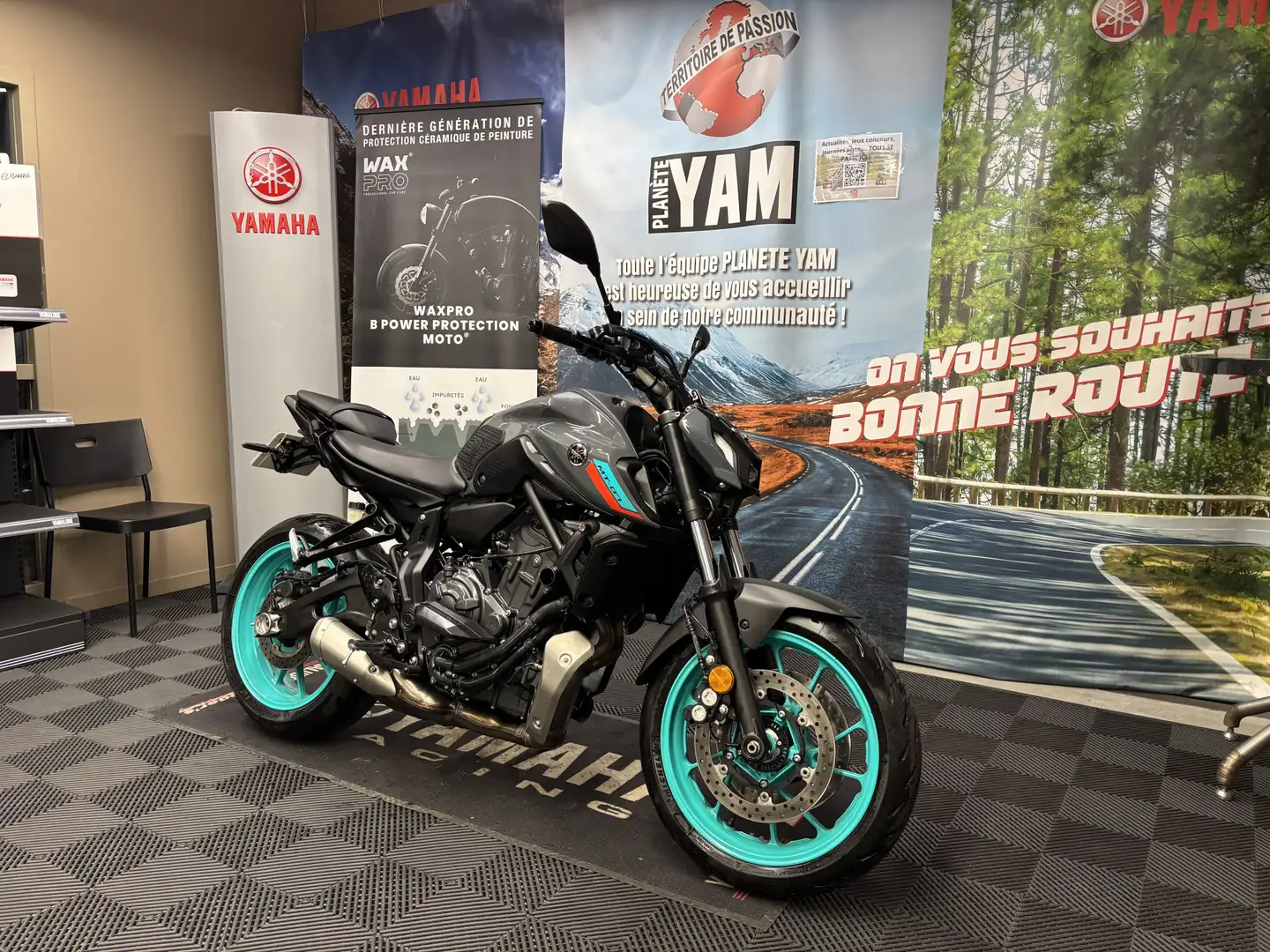 Yamaha MT-07 Grijs - 2