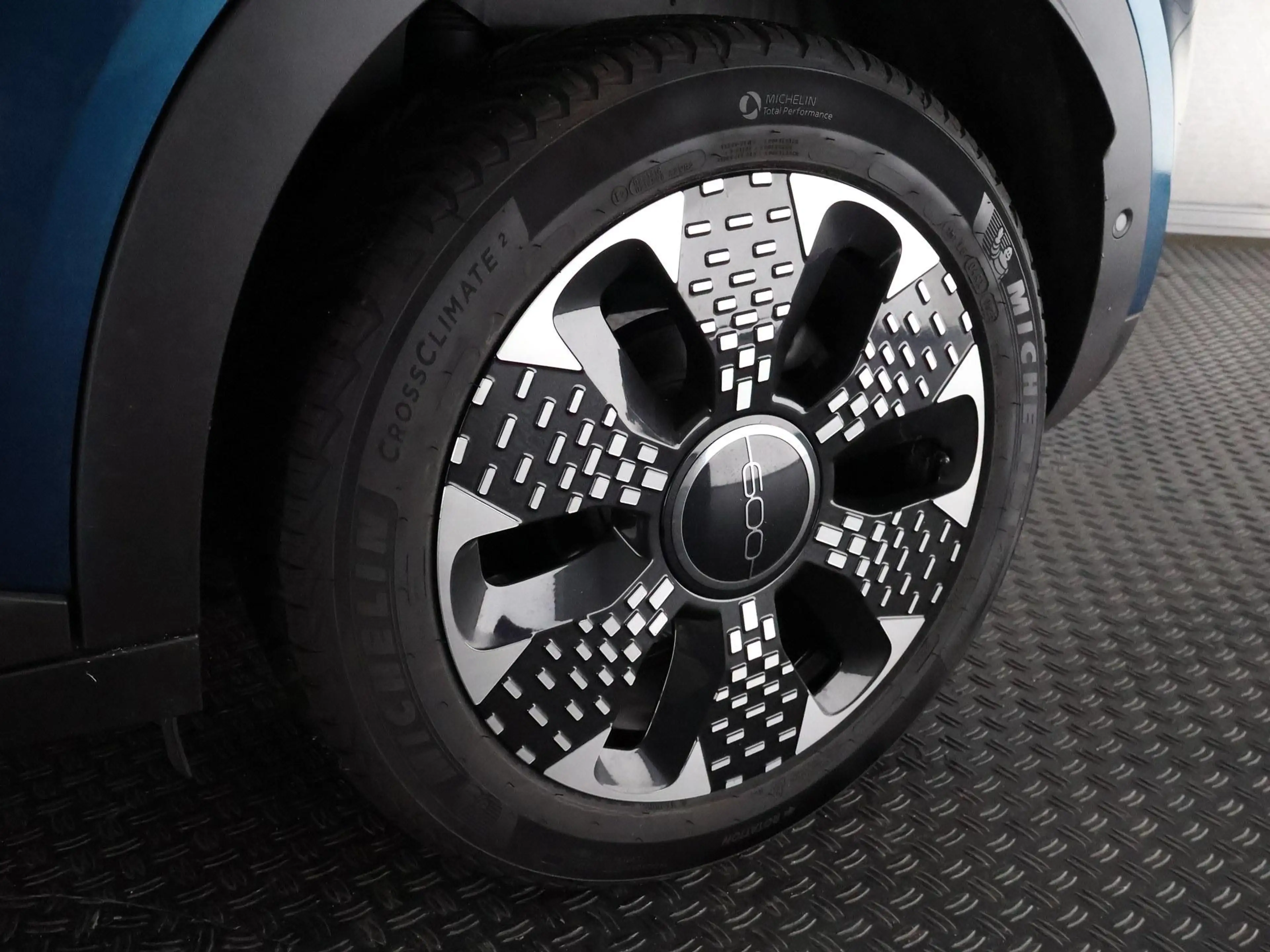 Fiat 600 1.2 Hybrid La Prima Bicolore | Garantie tot 05-203 — photo 20