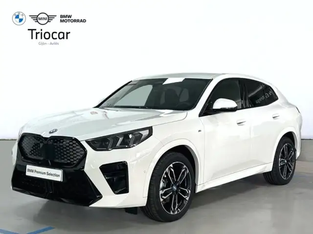 BMW iX2 eDrive20A