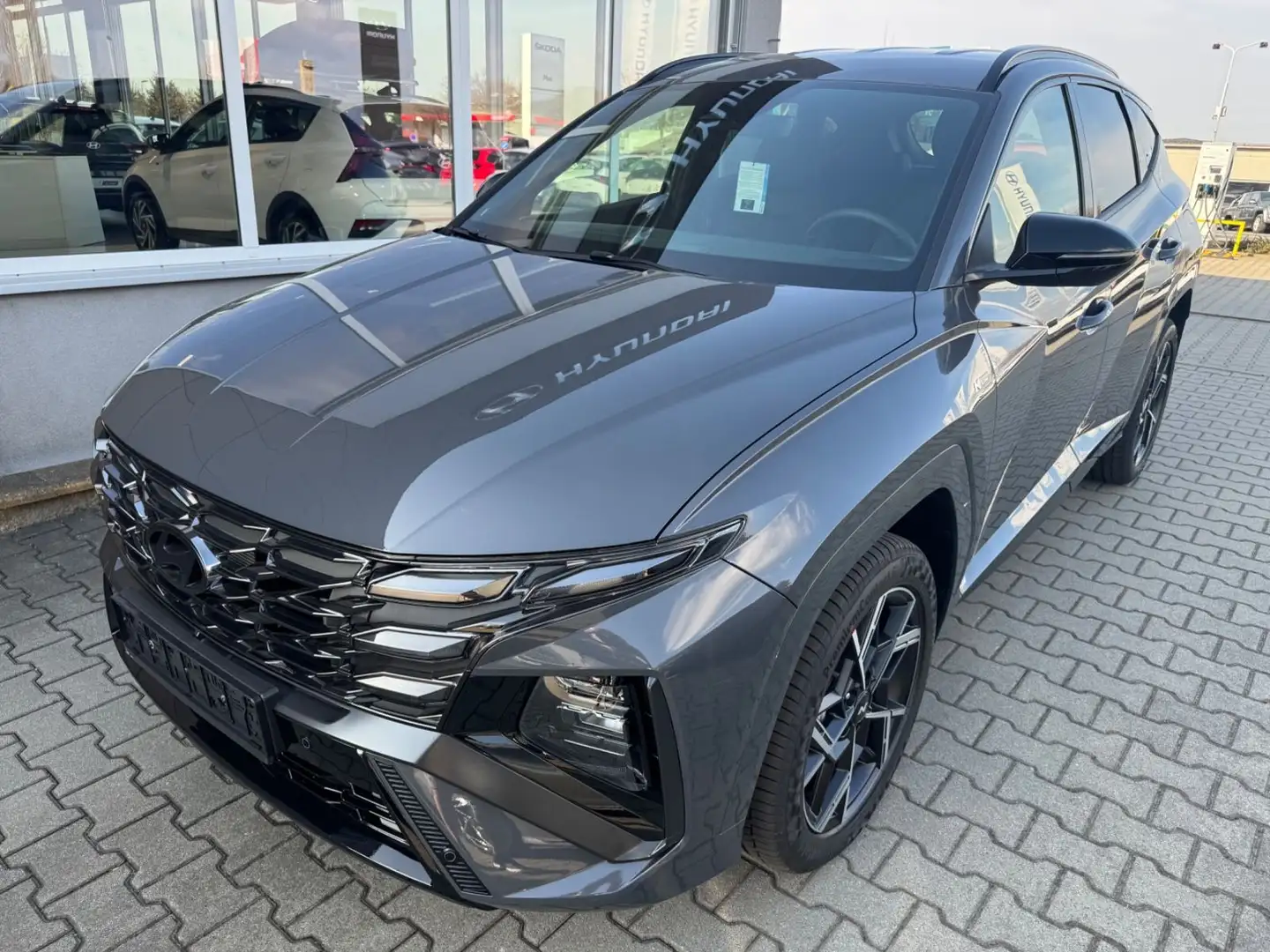 Hyundai TUCSON 1.6 T-GDI 48V N Line DCT Grau - 1