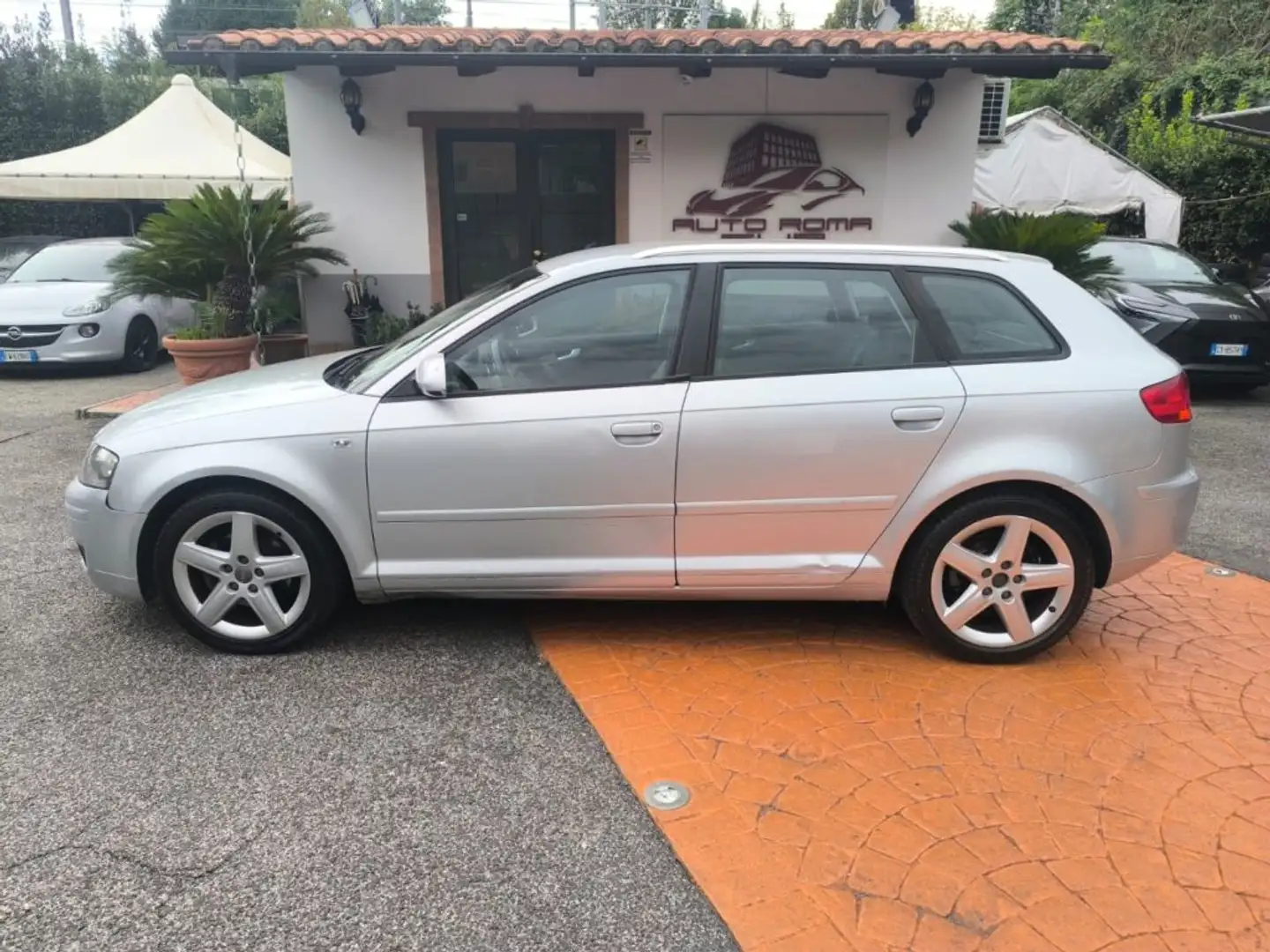 Audi A3 SPB 2.0 16V TDI Ambition LEGGI! VISTA E PIACIUTA Argent - 2