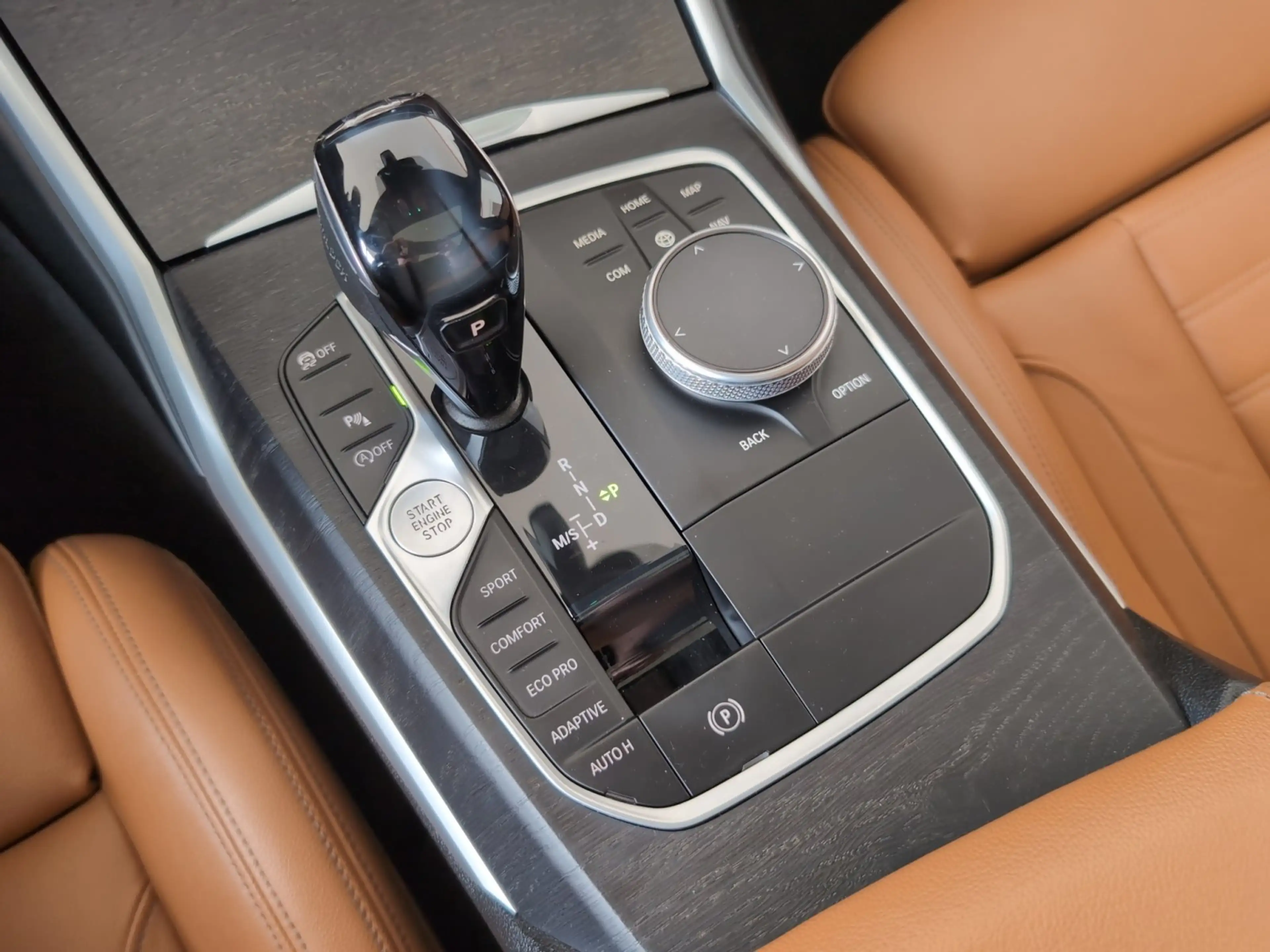 BMW M3 40i xD Exklusiv/Laser/Pano/Memory/ACC/LivePro/AHK — photo 14