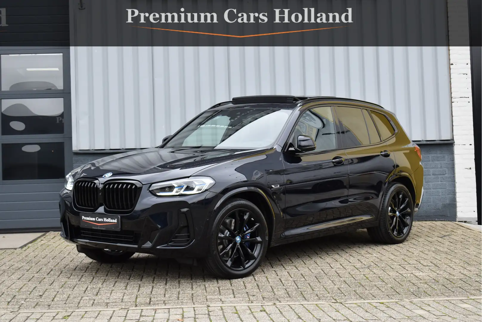 BMW X3 xDrive30e M-Sport Pakket 292 Pk Pano Leder Laser L Zwart - 1