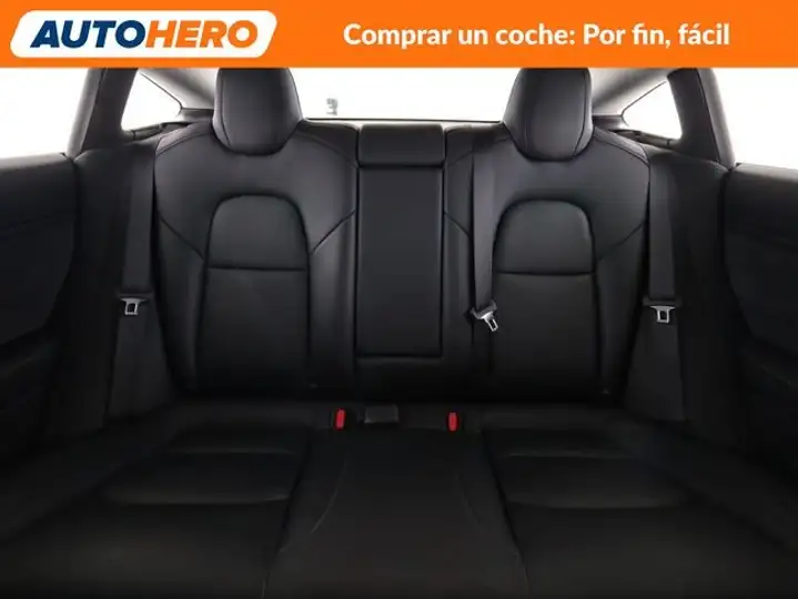 Tesla Model 3 2019, foto 17