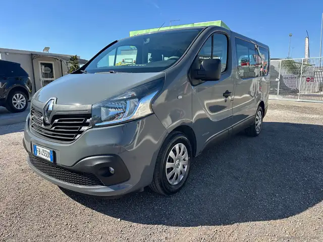 Renault Trafic 9 POSTI 1.6 dCi 125CV+GANCIOTRAINO