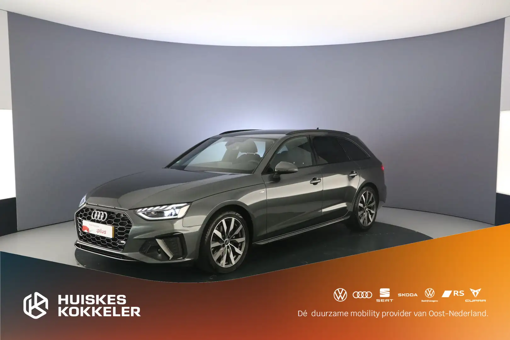 Audi A4 Avant 35 TFSI S edition Competition | Zwart optiek Grijs - 1