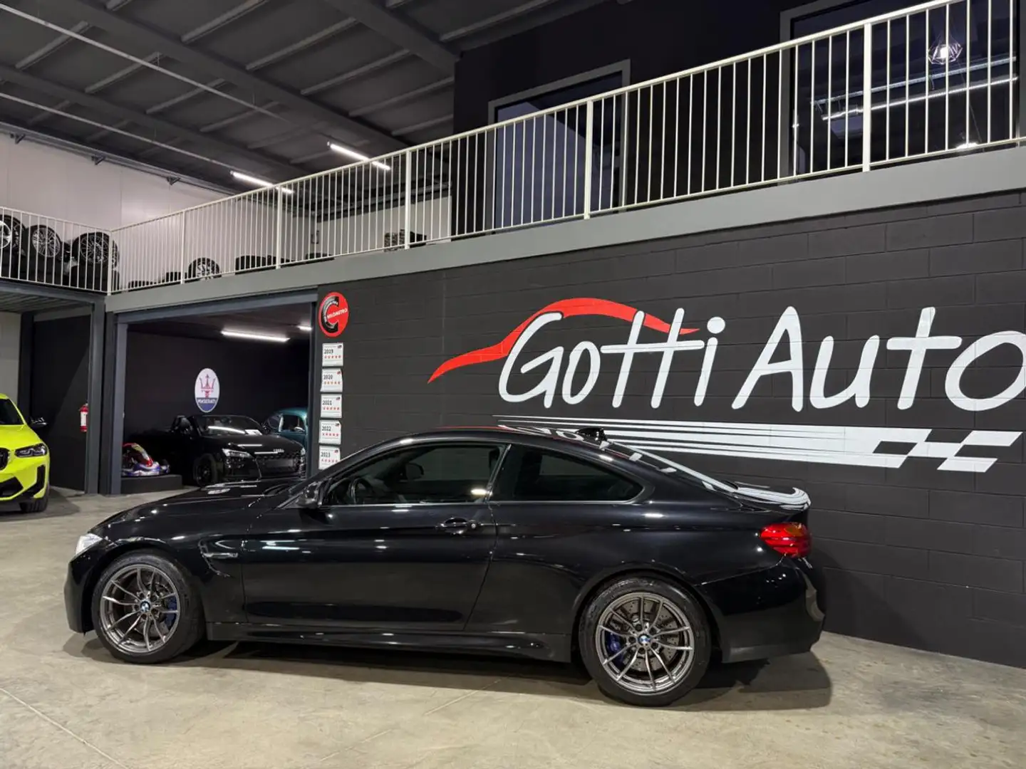 BMW M4 UFFICIALE ITALIANA UNICOPROPRIETARIO SERVICE BMW Zwart - 2