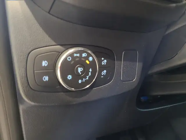 Ford Puma view 13