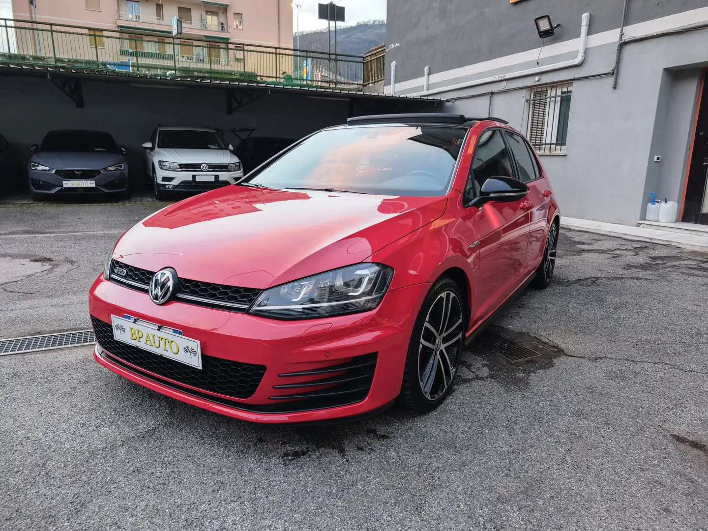Volkswagen Golf GTD Rot - 1