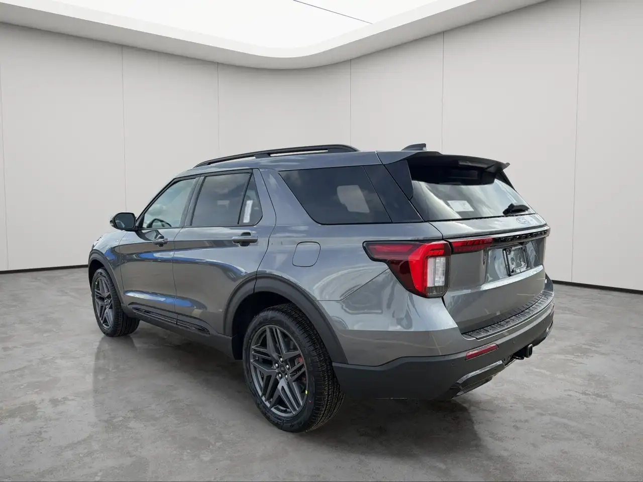 Ford Explorer снимка Ford Explorer