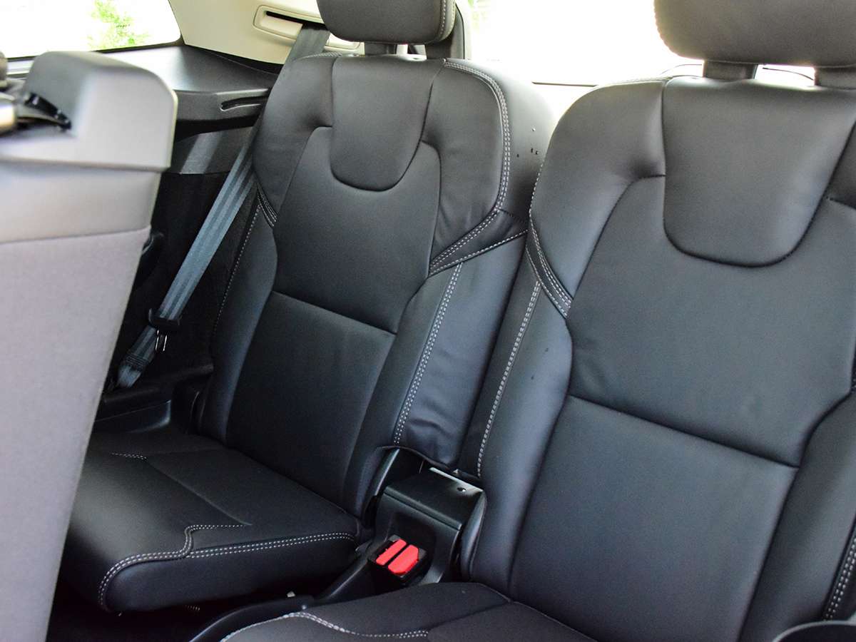2024 Volvo XC90 B6 AWD Ultimate Bright Theme 7-Seater thumb 18