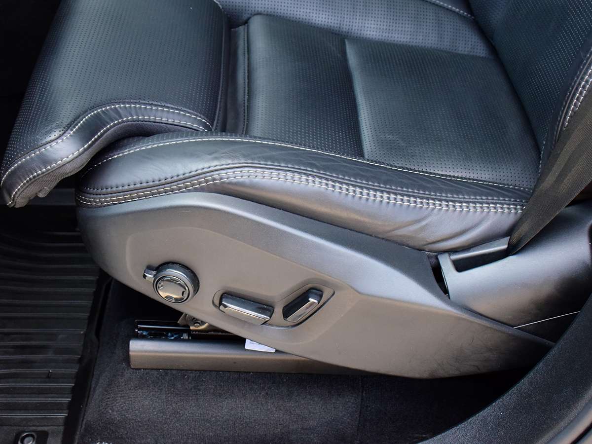 2024 Volvo XC90 B6 AWD Ultimate Bright Theme 7-Seater thumb 15