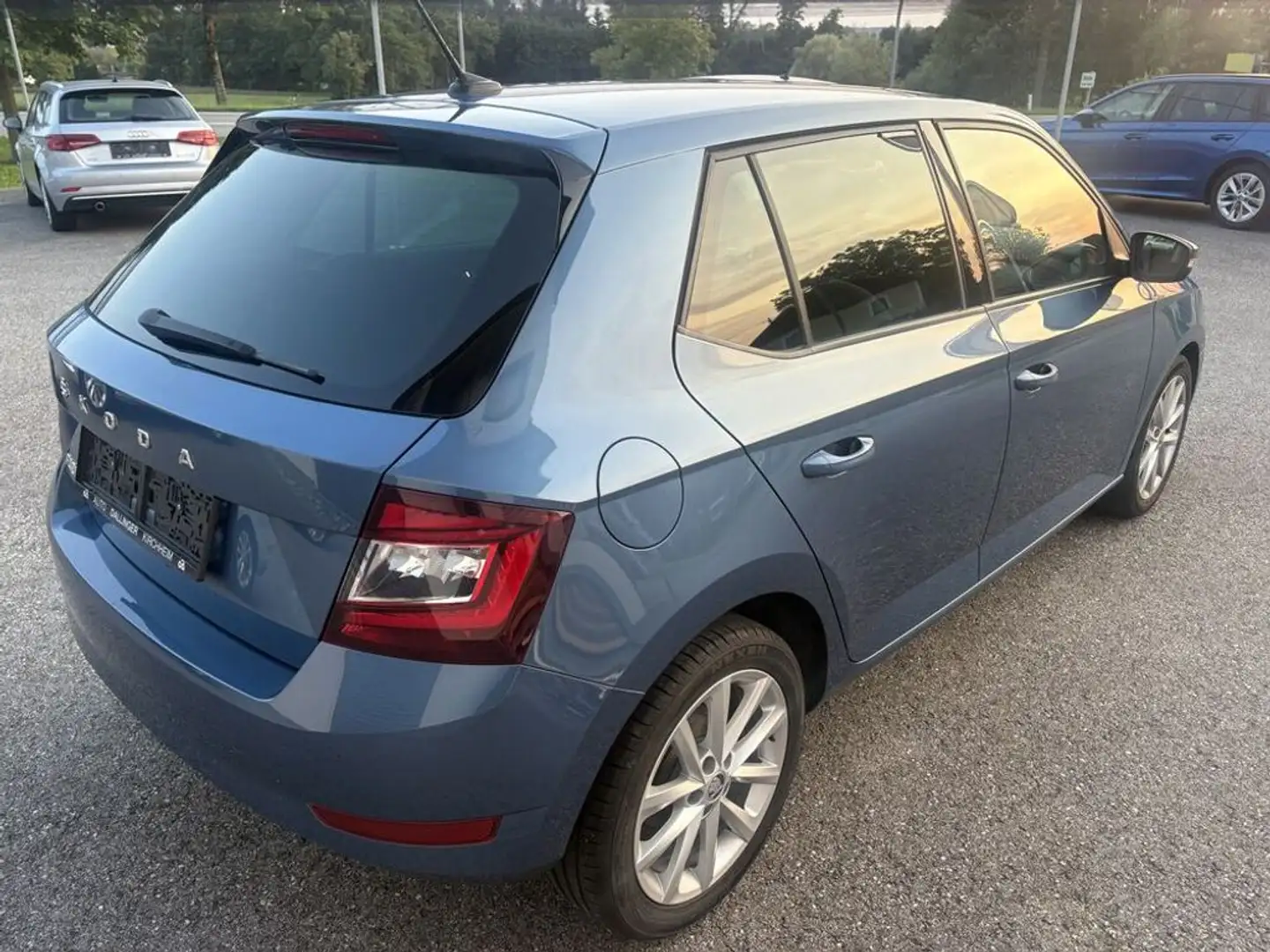 Skoda Fabia Style 1,0 TSI Blau - 2