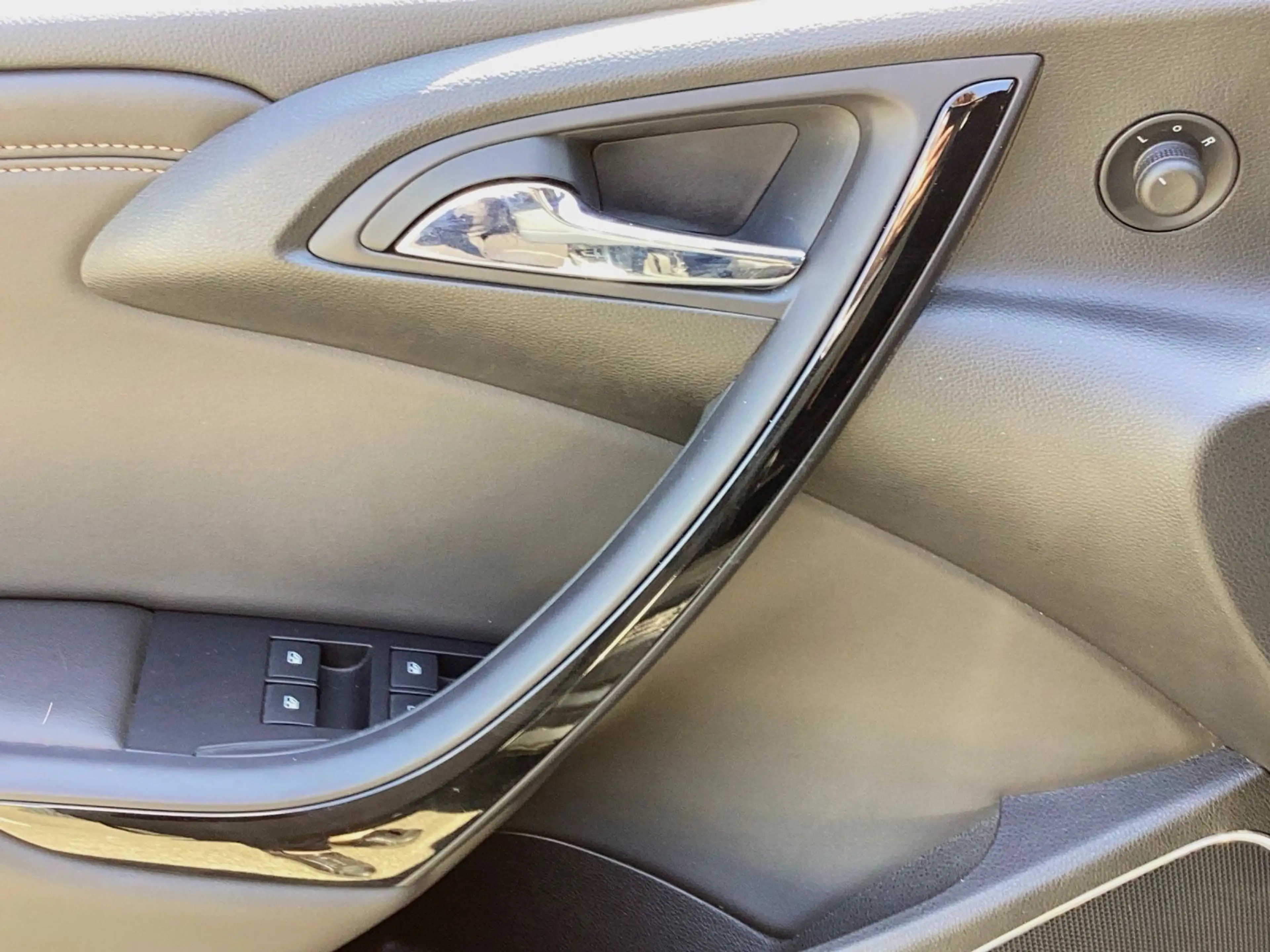 Opel Cascada 1.4 Turbo INNOVATION LM18 BI-XENON — photo 8