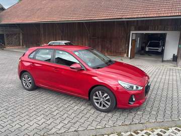 Trend Automatik | Navi | Apple Car Play | Sitzh.