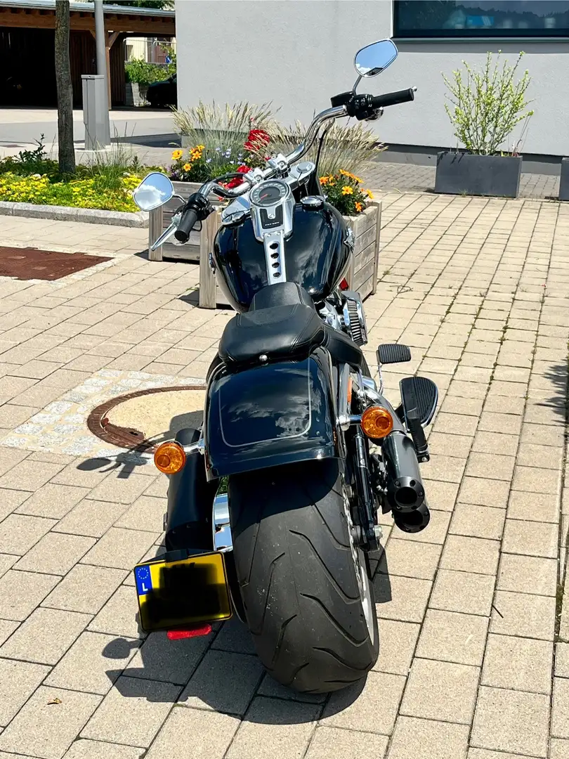 Harley-Davidson Fat Boy 114 Vivid Black Noir - 2