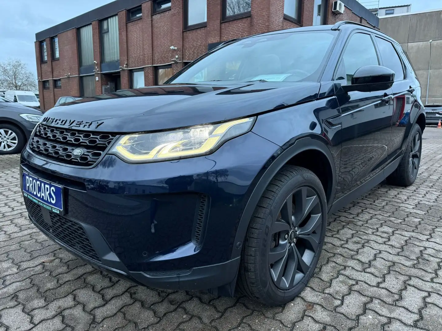 Land Rover Discovery Sport D200 SE*7-SITZER*STANDH*PANO*360 Bleu - 2