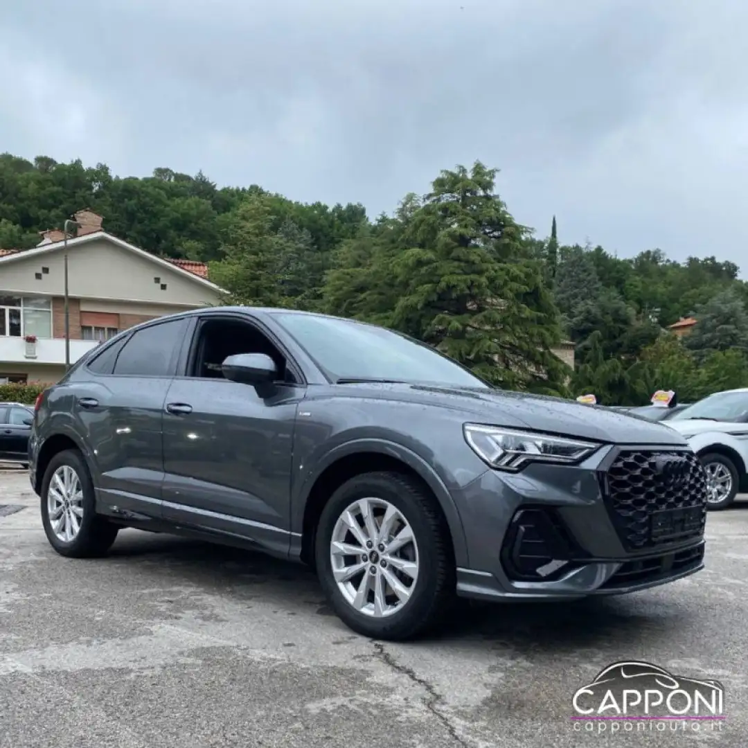 Audi Q3 45 TFSI e S tronic Grigio - 1