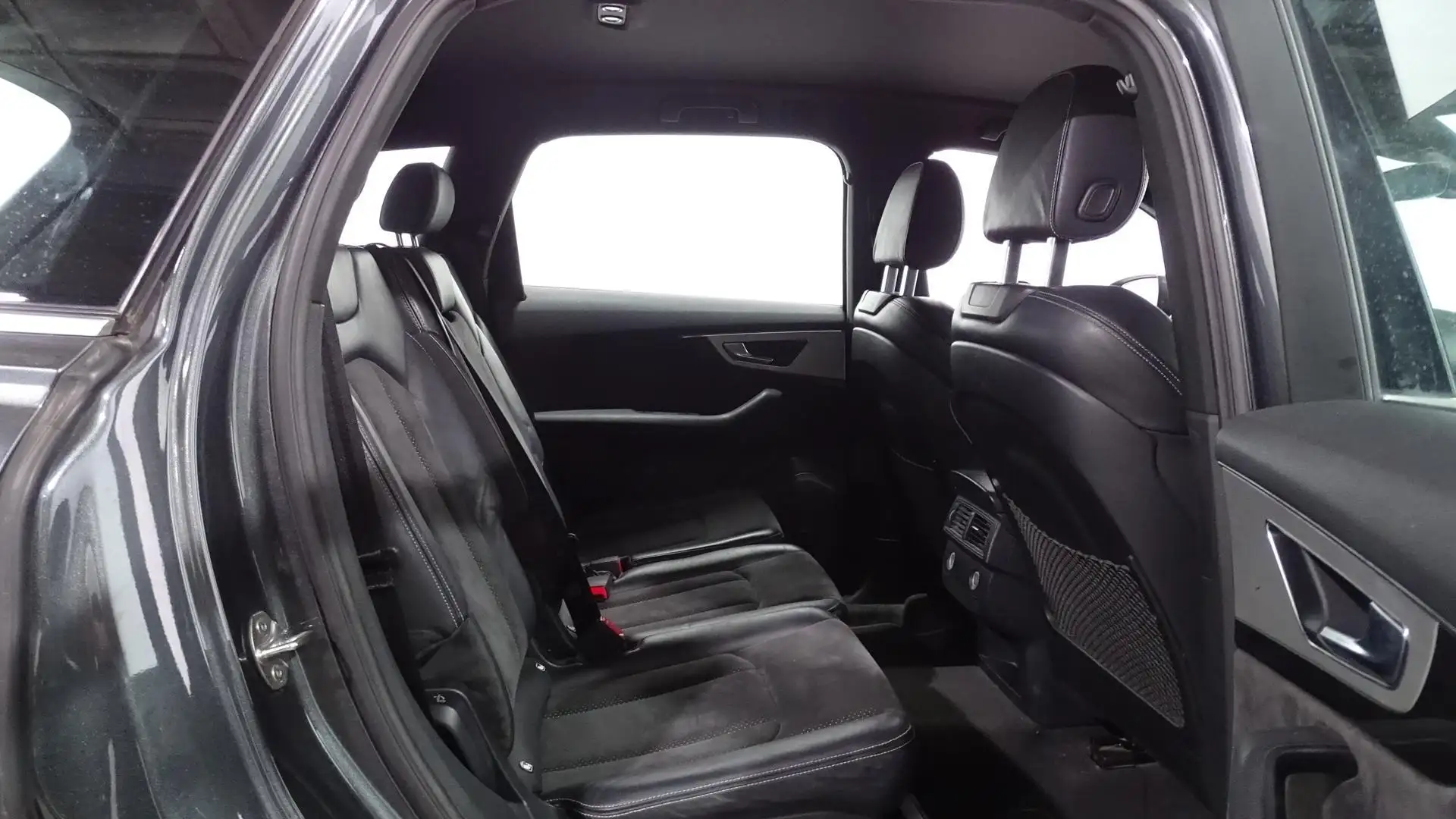 Audi Q7 50 TDI Sport quattro tiptronic Gris - 2
