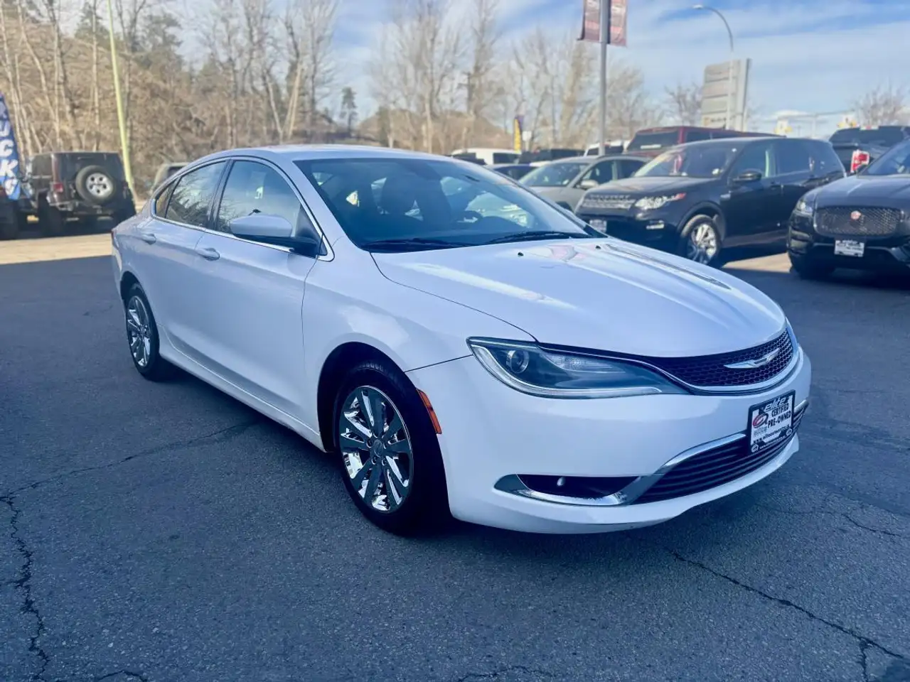 Chrysler 200 снимка Chrysler 200