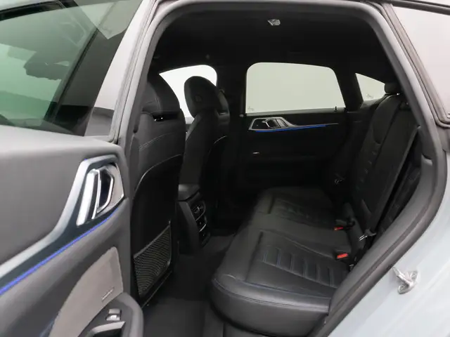 BMW 4 Series view 25