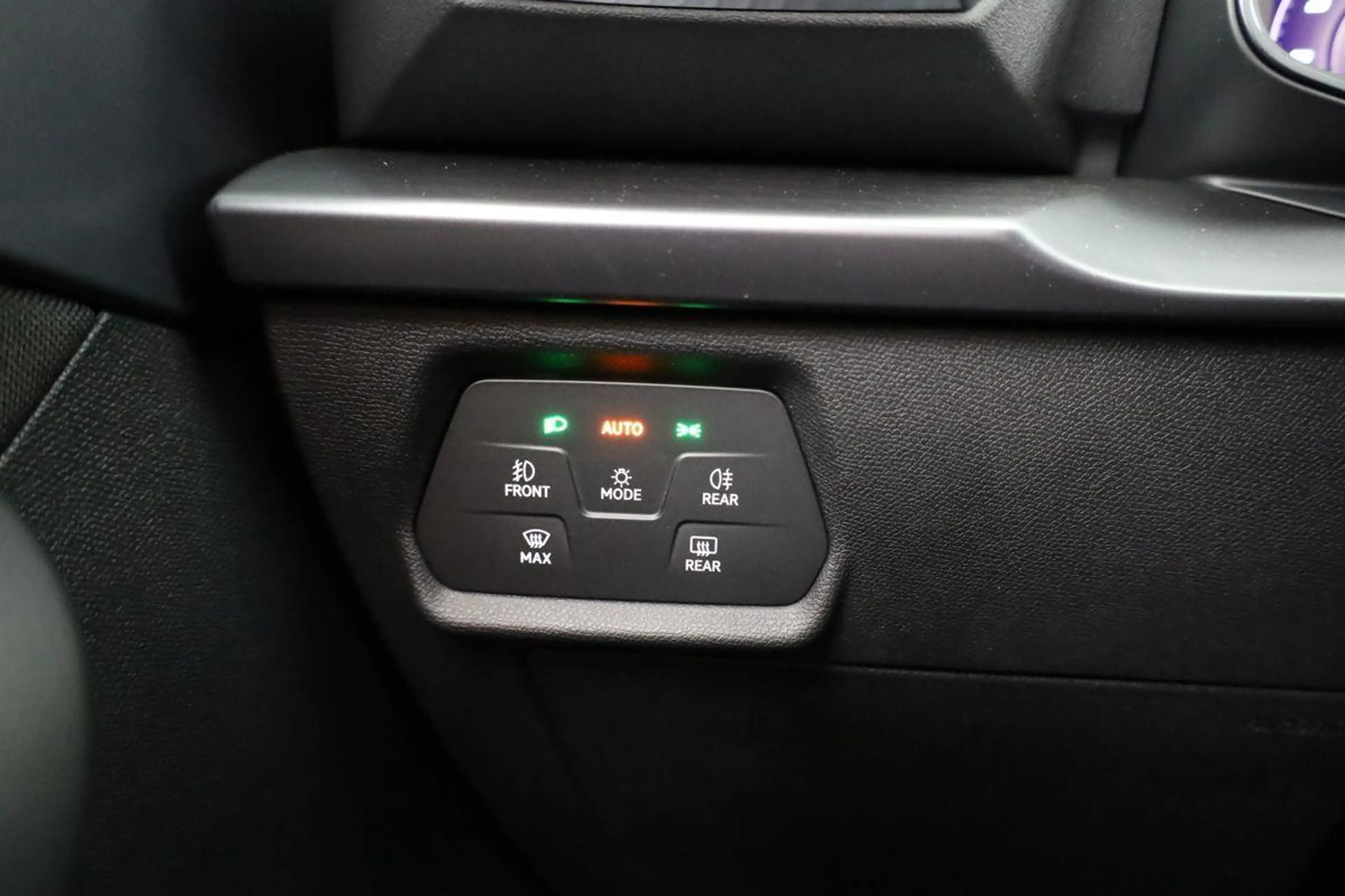 CUPRA Formentor 1.5 eTSI 110 kW DSG, Navi, LED, el. Klappe, Kam... — photo 8