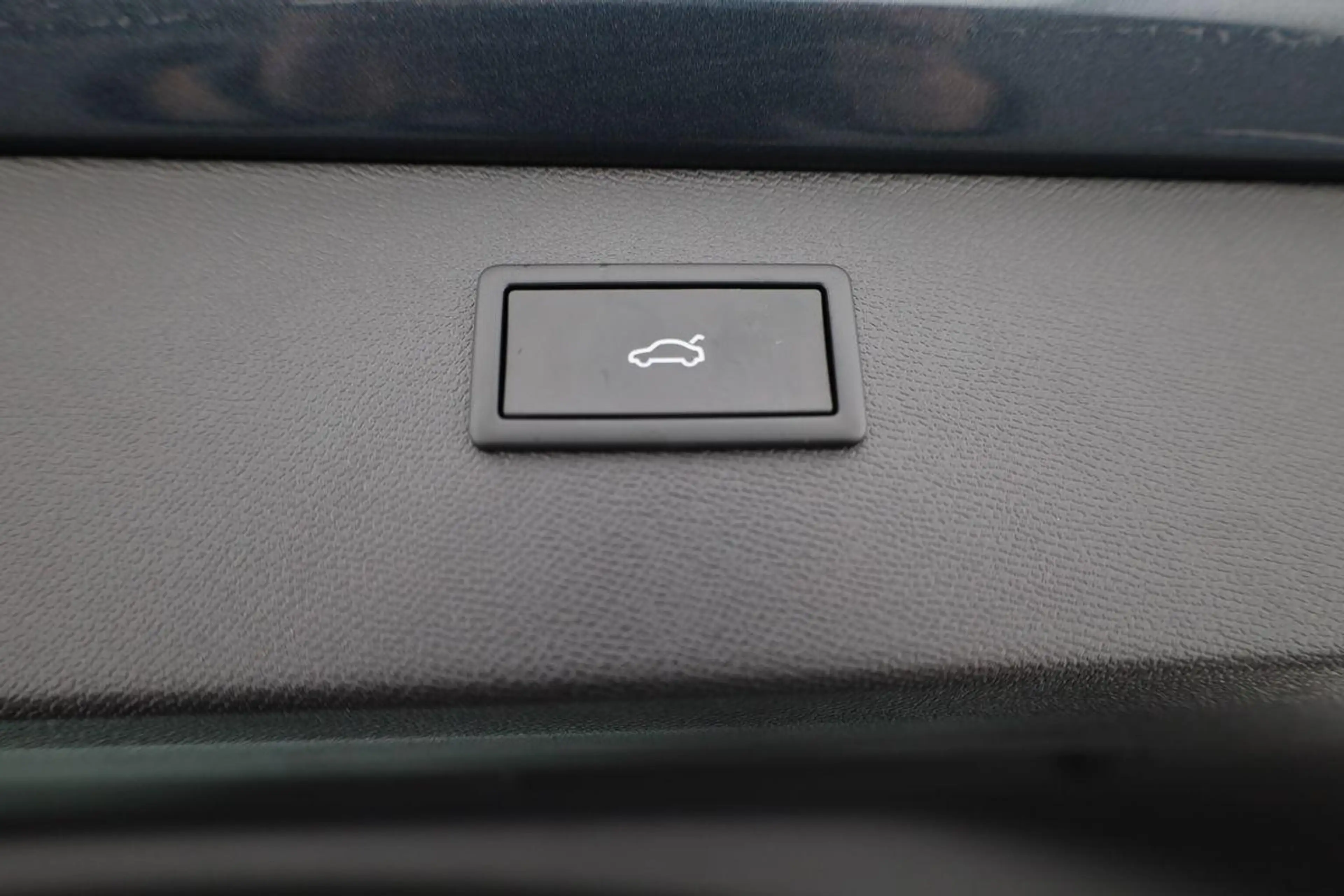 CUPRA Formentor 1.5 eTSI 110 kW DSG, Navi, LED, el. Klappe, Kam... — photo 13