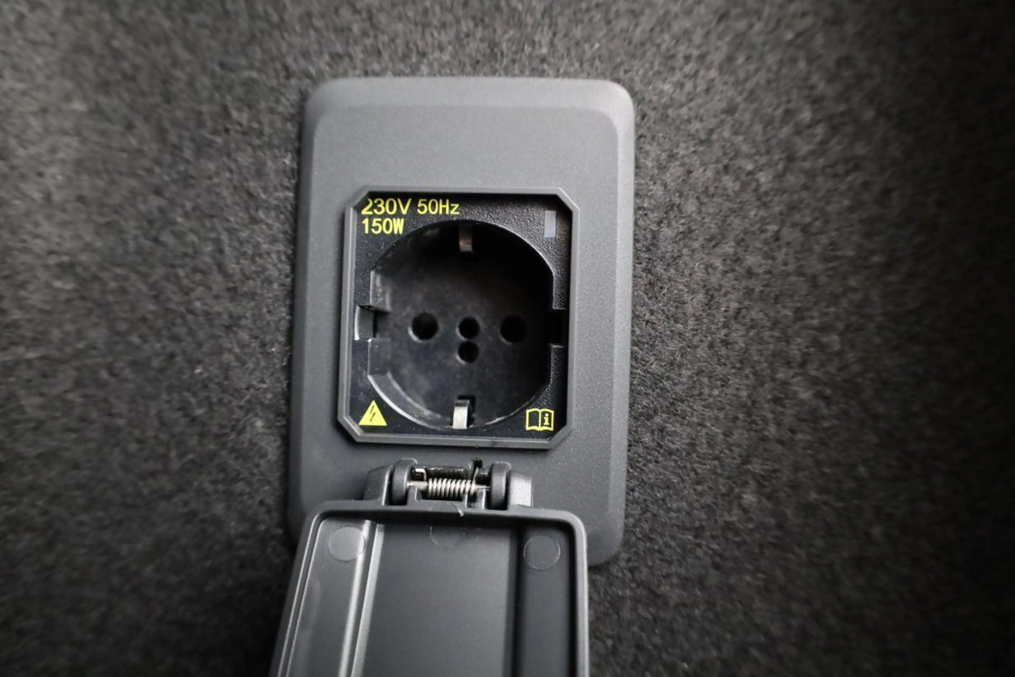 CUPRA Formentor 1.5 eTSI 110 kW DSG, Navi, LED, el. Klappe, Kam... — photo 12
