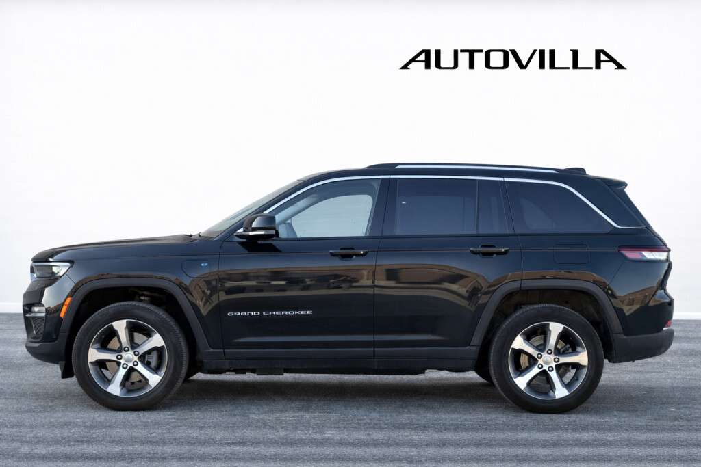 2023 Jeep Grand Cherokee 4XE | LUXURY TECH GROUP II | PASSENGER SCREEN | RE — снимка 1