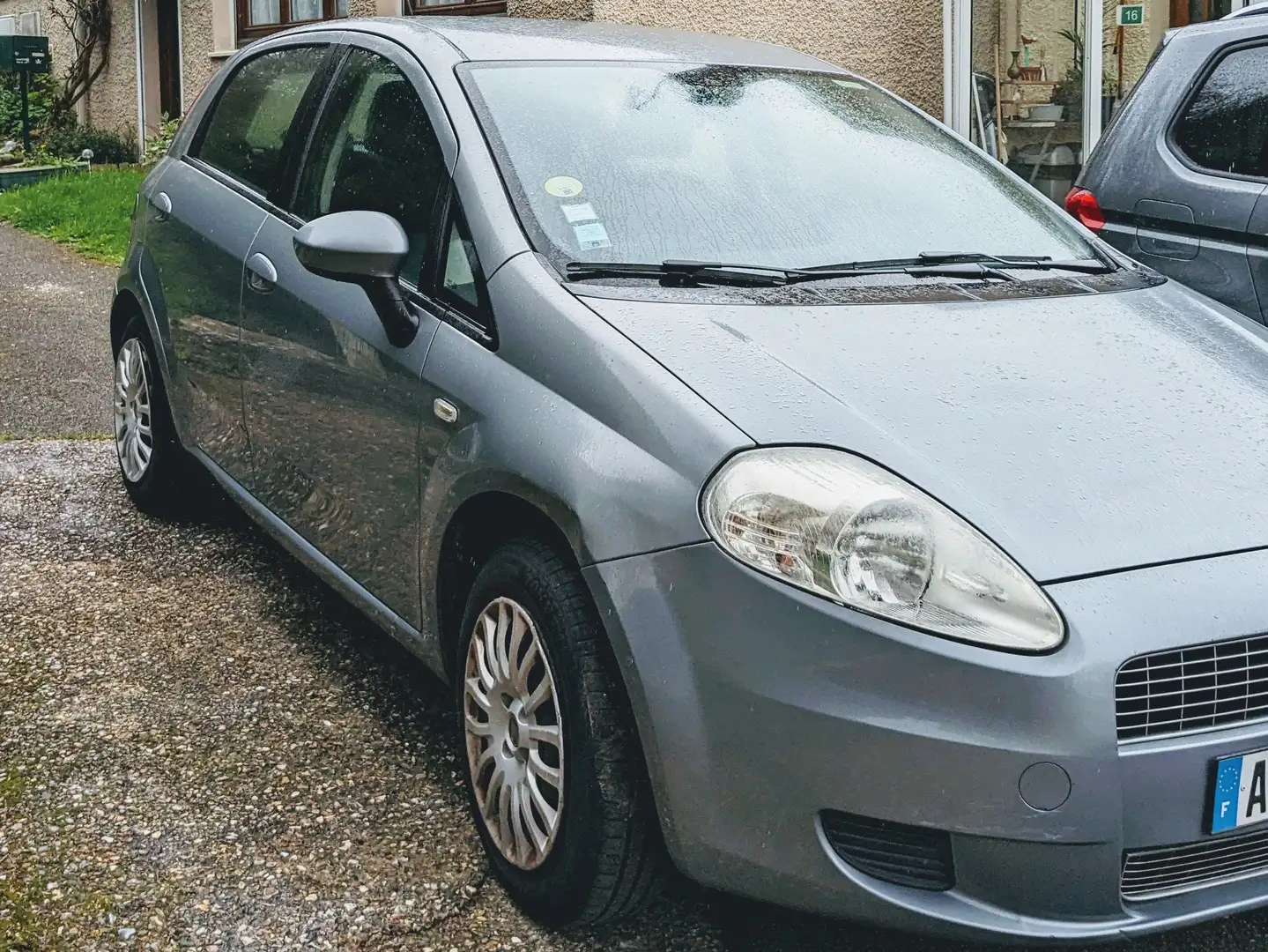 Fiat Grande Punto 1.2 8V 65 Dynamic Gris - 2