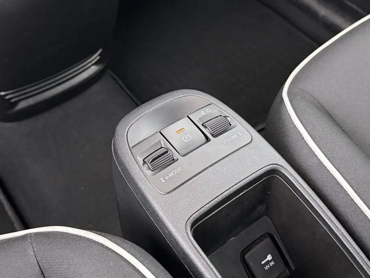 Fiat 500 E 24kWh Aut ASSIST TEMPOMAT KLIMA, миниатюра 17