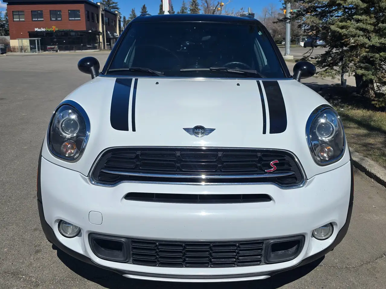 MINI Cooper Countryman снимка MINI Cooper Countryman
