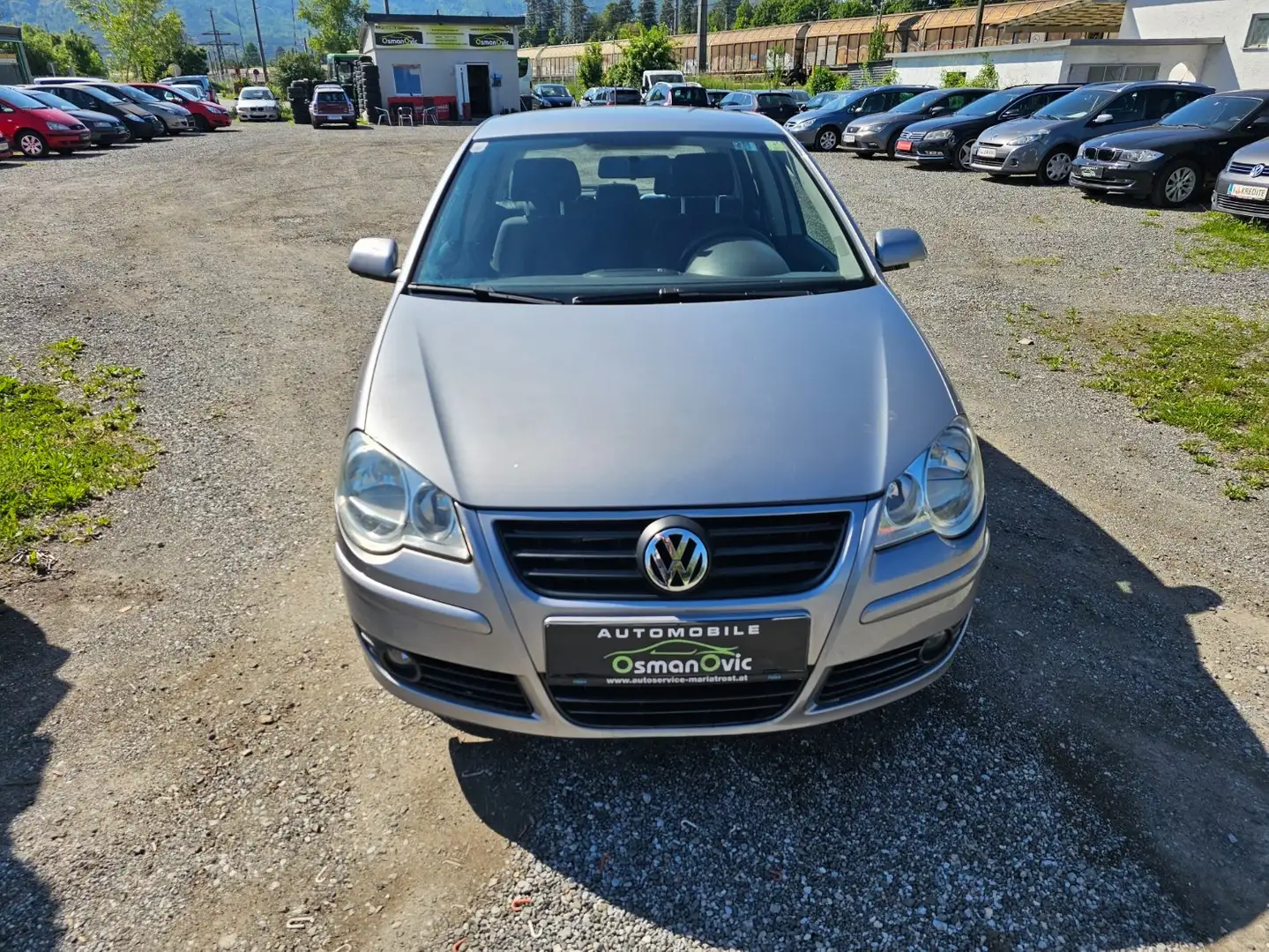 Volkswagen Polo Cool Family 1,4 Gris - 2
