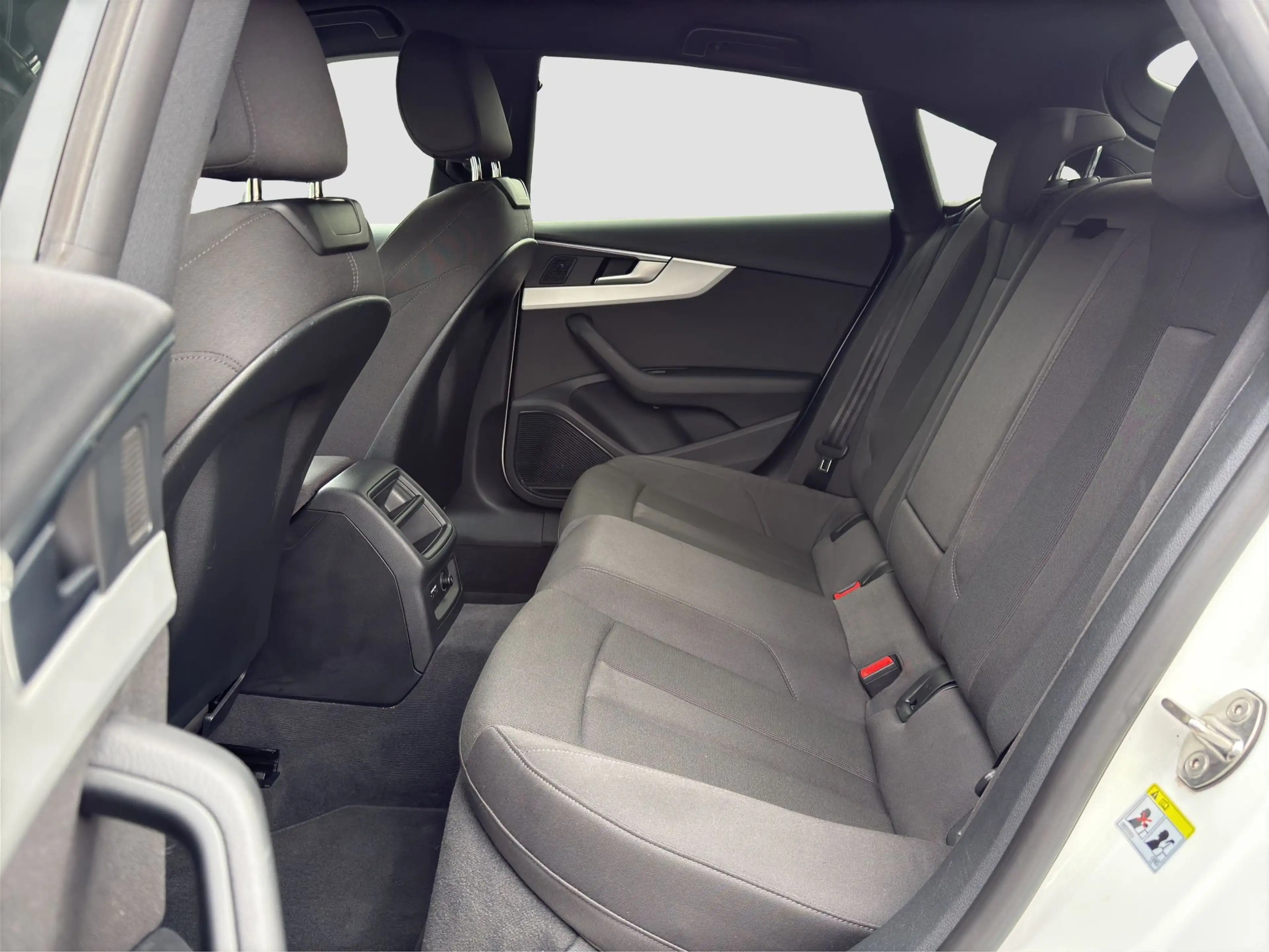 Audi A5 Sportback 40 TDI S line/LED/Navi/Kamera/Assistenz — photo 12
