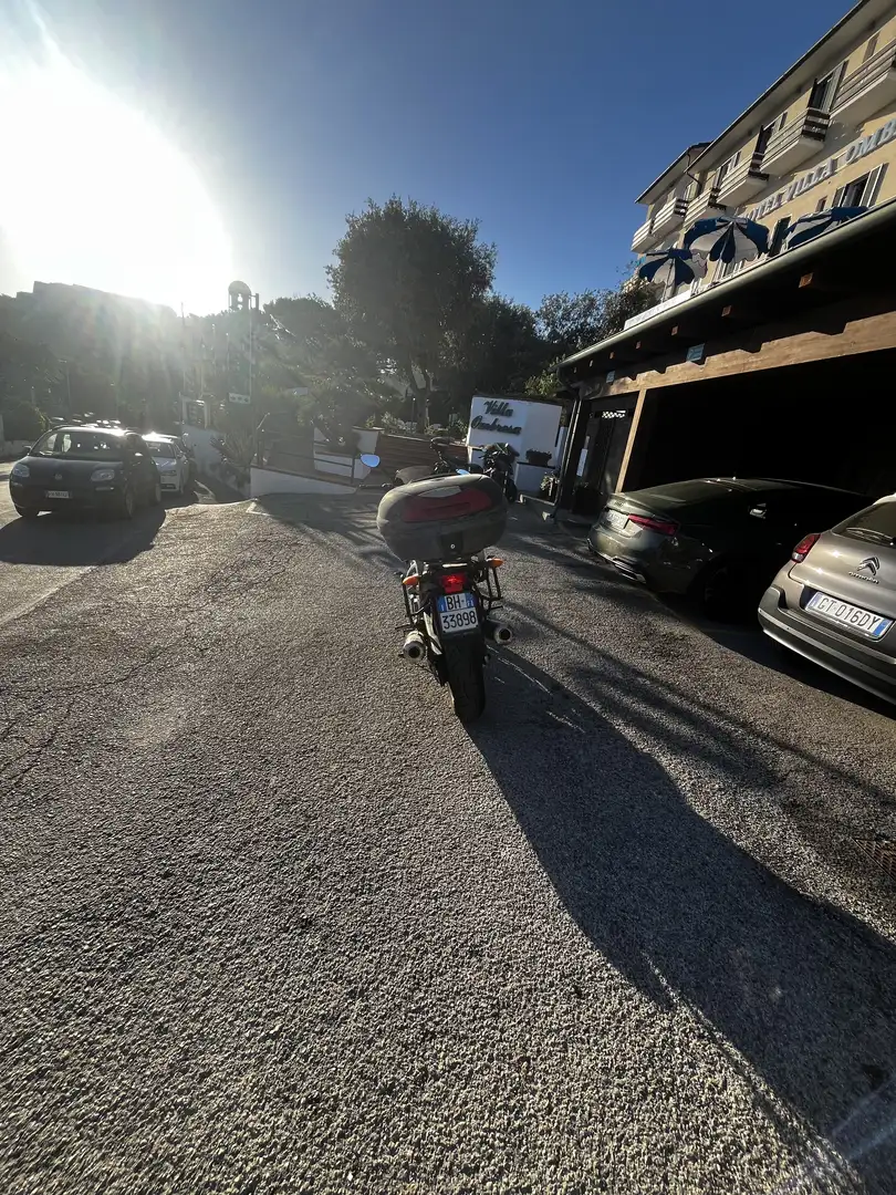 Yamaha TDM 900 bauletto givi - 1